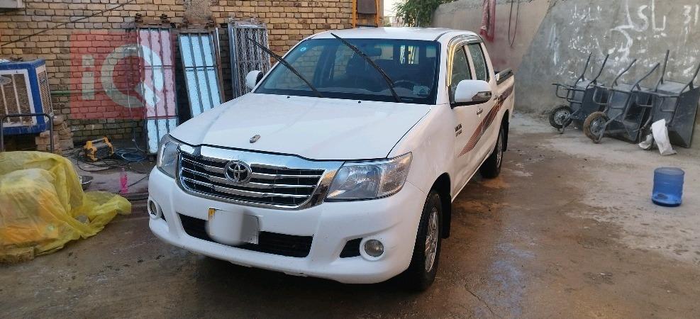 تويوتا هايلوكس